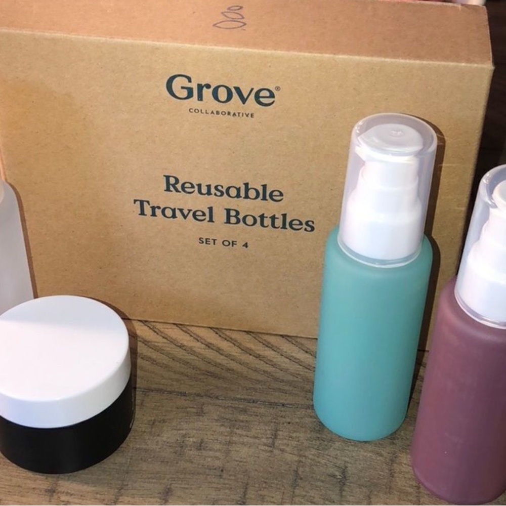 Grove travel set
